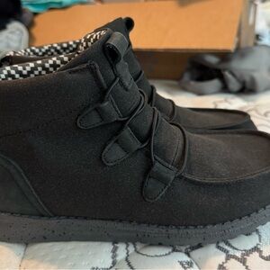 Hey Dude Women's Black Ankle Boots